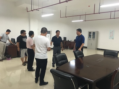 2016081910594294171 集团辅导调研老动物园停车场